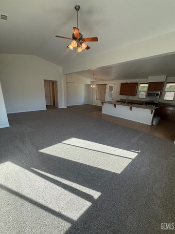 11927 Blanket Flower Drive, Bakersfield, CA 93311