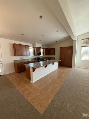 11927 Blanket Flower Drive, Bakersfield, CA 93311