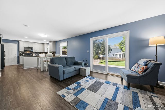 2320 Alder Court, Aurora, IL 60504