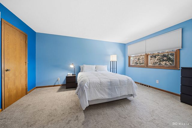 2320 Alder Court, Aurora, IL 60504