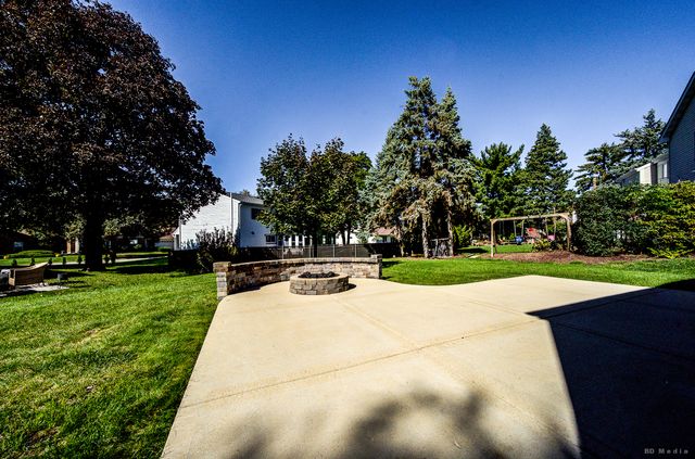 2320 Alder Court, Aurora, IL 60504