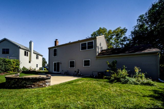 2320 Alder Court, Aurora, IL 60504