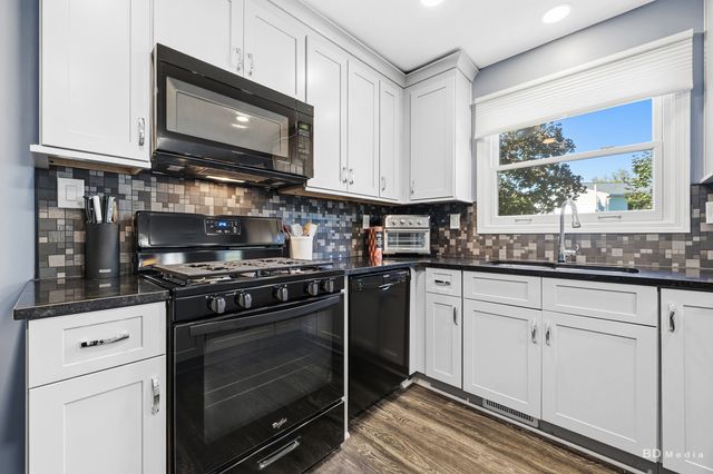 2320 Alder Court, Aurora, IL 60504