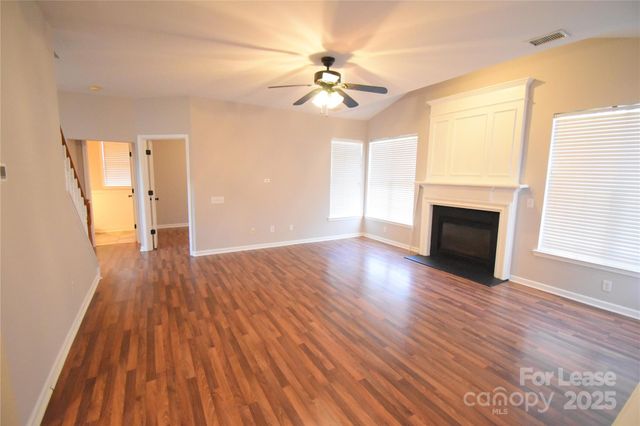 6827 Braddock Lane, Charlotte, NC 28277