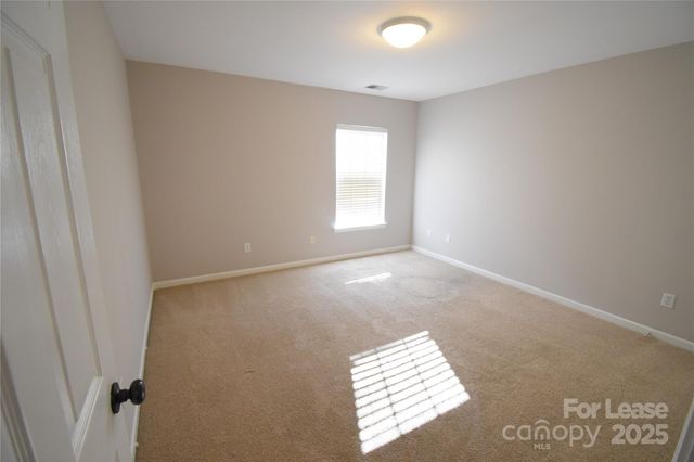 6827 Braddock Lane, Charlotte, NC 28277