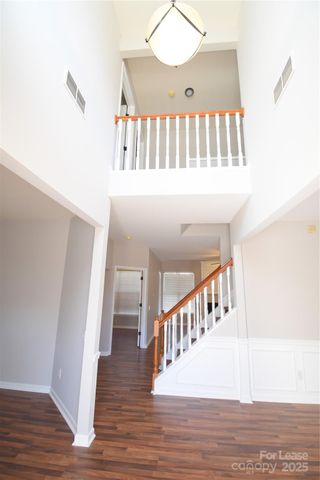 6827 Braddock Lane, Charlotte, NC 28277