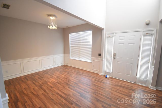 6827 Braddock Lane, Charlotte, NC 28277