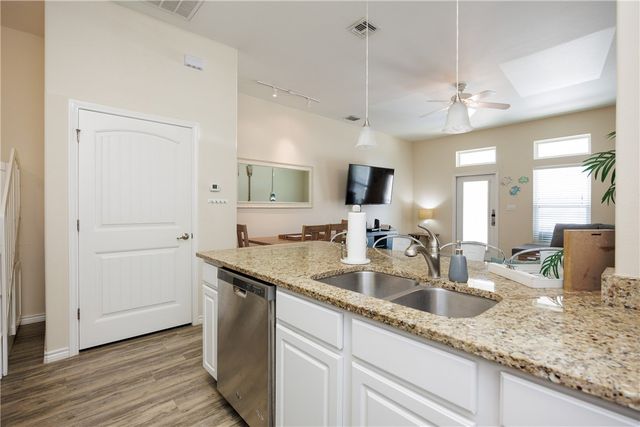 14910 Village Beach Dr, Corpus Christi, TX 78418