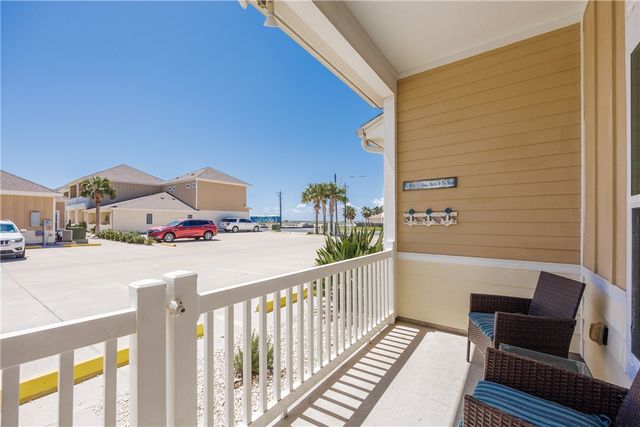 14910 Village Beach Dr, Corpus Christi, TX 78418