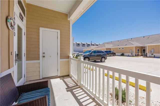 14910 Village Beach Dr, Corpus Christi, TX 78418