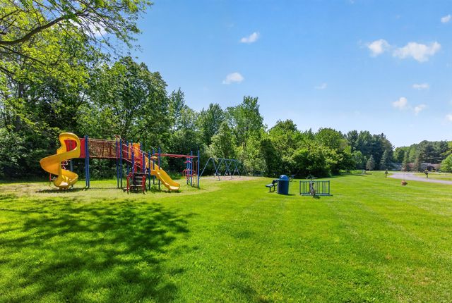 2073 Elwood Boulevard, Spring Arbor, MI 49283
