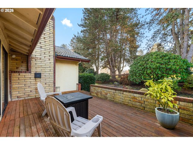 7610 Ne MEADOWS Dr, Vancouver, WA 98662