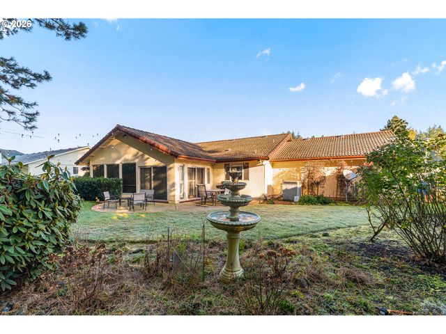 7610 Ne MEADOWS Dr, Vancouver, WA 98662