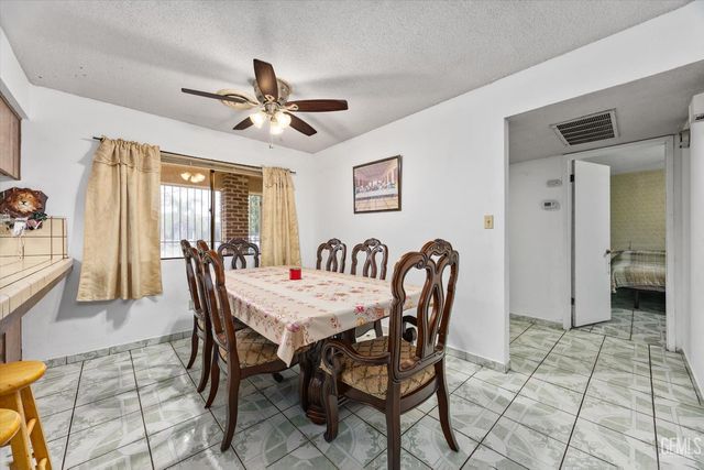 5116 Sherman Avenue, Bakersfield, CA 93309