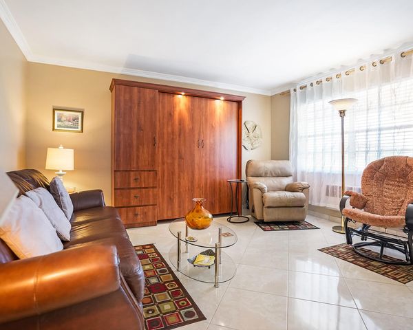 16801 NE 13th Avenue 308, Miami, FL 33162