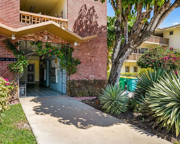 16801 NE 13th Avenue 308, Miami, FL 33162