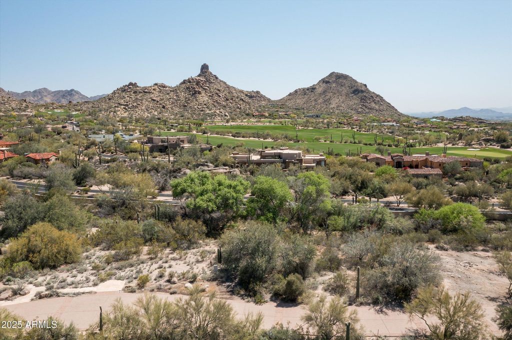 9812 E RUNNING DEER Trail 2, Scottsdale, AZ 85262 — photo 4