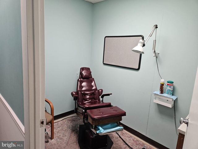 2333 WHITEHORSE MERCERVILLE RD #D, Hamilton, NJ 08619