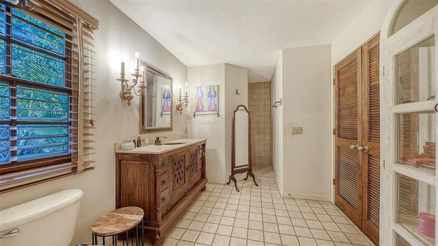 922 INDIAN BEACH DRIVE, Sarasota, FL 34234