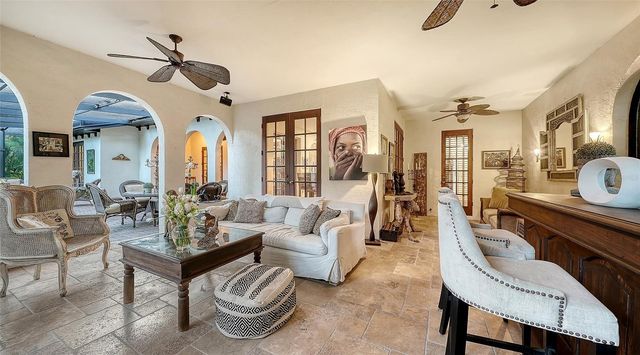 922 INDIAN BEACH DRIVE, Sarasota, FL 34234