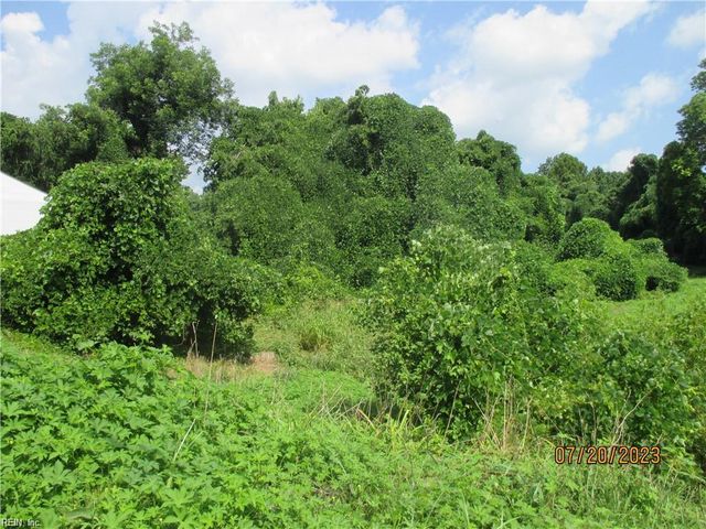 134 Mahan ST, Suffolk, VA 23434