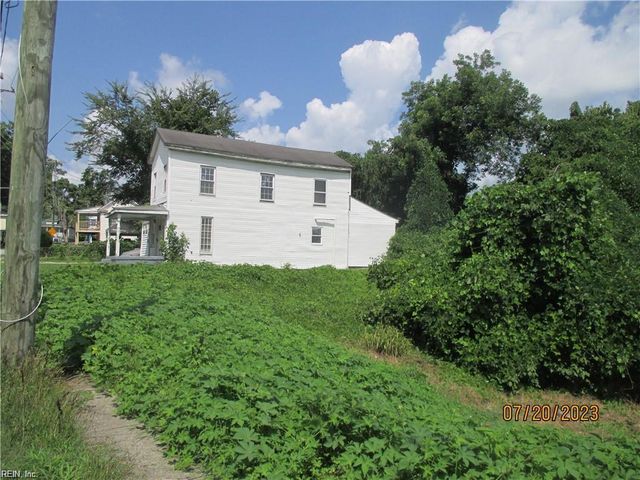 134 Mahan ST, Suffolk, VA 23434