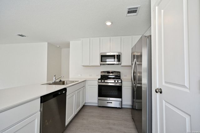 429 PAYTON PL, Marion, TX 78124