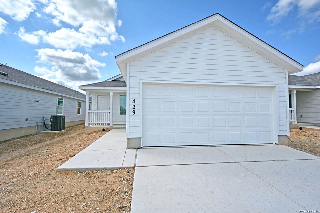 429 PAYTON PL, Marion, TX 78124