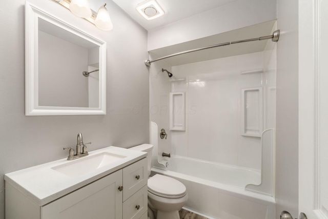 2455 Natchez Drive, D, Columbus, OH 43209