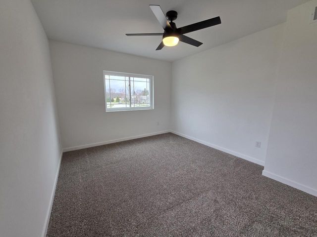 1876 Shyanne COURT, Hartford, WI 53027