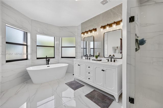 11263 SW 243rd Ter, Homestead, FL 33032