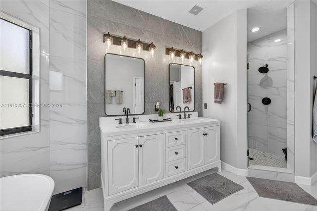 11263 SW 243rd Ter, Homestead, FL 33032