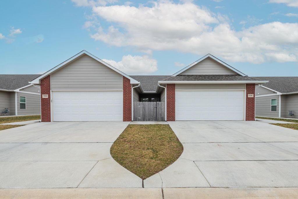 5349-5351 N Nolan, Bel Aire, KS 67220