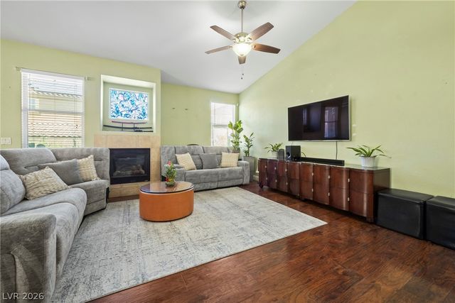 3560 Cupecoy Point Avenue, Las Vegas, NV 89141