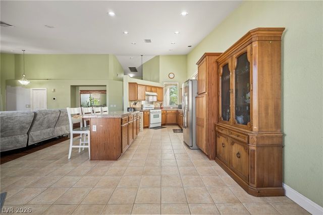 3560 Cupecoy Point Avenue, Las Vegas, NV 89141