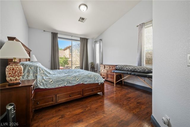 3560 Cupecoy Point Avenue, Las Vegas, NV 89141