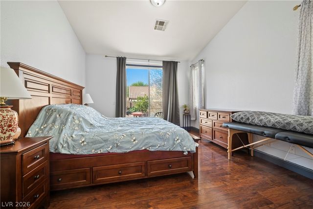 3560 Cupecoy Point Avenue, Las Vegas, NV 89141