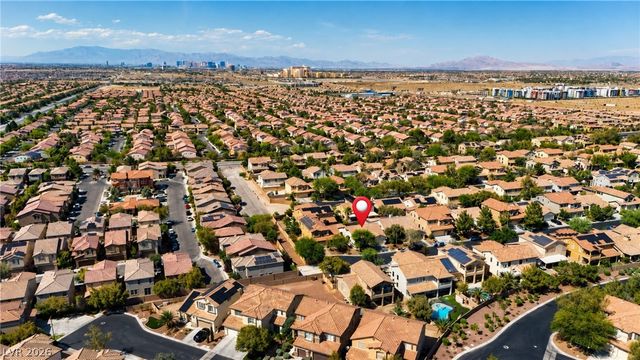 3560 Cupecoy Point Avenue, Las Vegas, NV 89141