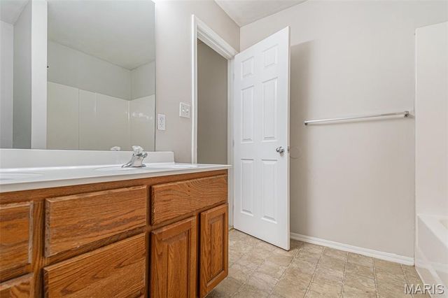 5237 Trailview Drive, Black Jack, MO 63033