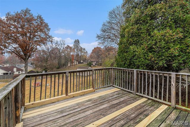 5237 Trailview Drive, Black Jack, MO 63033