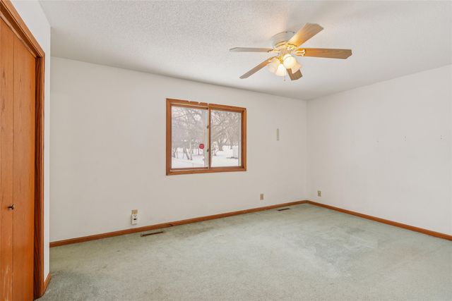 510 S Howard Street, Indianola, IA 50125