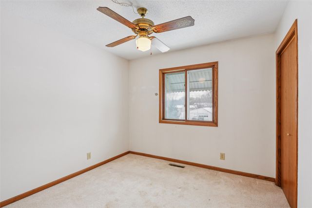 510 S Howard Street, Indianola, IA 50125