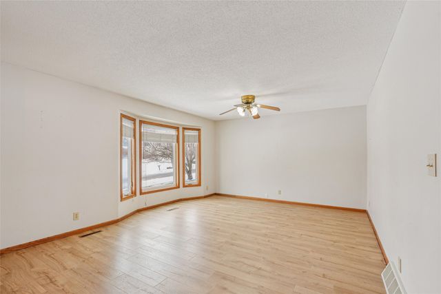 510 S Howard Street, Indianola, IA 50125