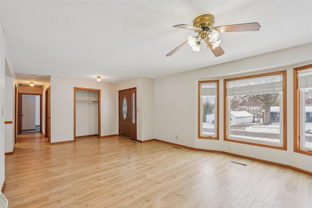 510 S Howard Street, Indianola, IA 50125