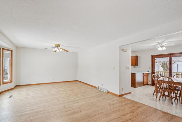 510 S Howard Street, Indianola, IA 50125