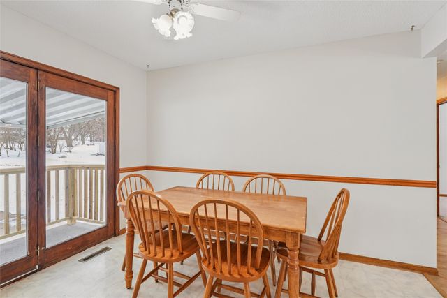 510 S Howard Street, Indianola, IA 50125