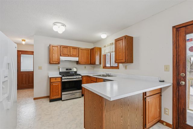 510 S Howard Street, Indianola, IA 50125