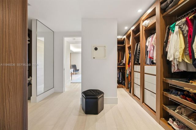 3535 Hiawatha Ave 305, Coconut Grove, FL 33133