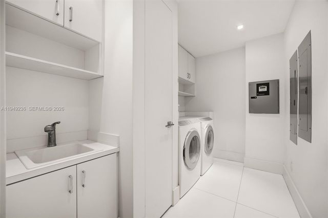 3535 Hiawatha Ave 305, Coconut Grove, FL 33133