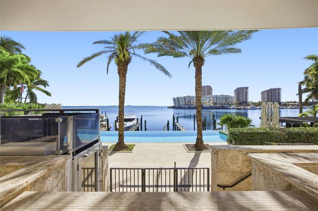 3535 Hiawatha Ave 305, Coconut Grove, FL 33133